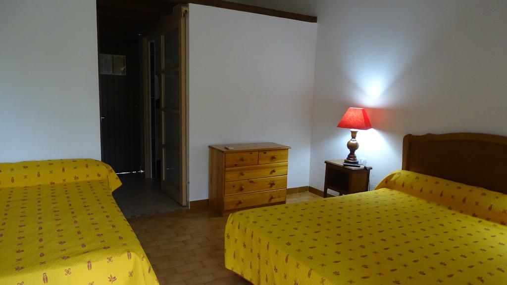 Auberge De La Fadaise Saintes-Maries-de-la-Mer Phòng bức ảnh