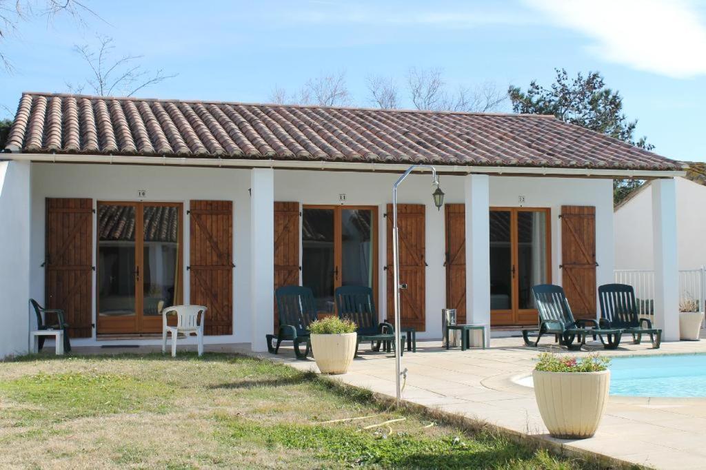 Auberge De La Fadaise Saintes-Maries-de-la-Mer Ngoại thất bức ảnh